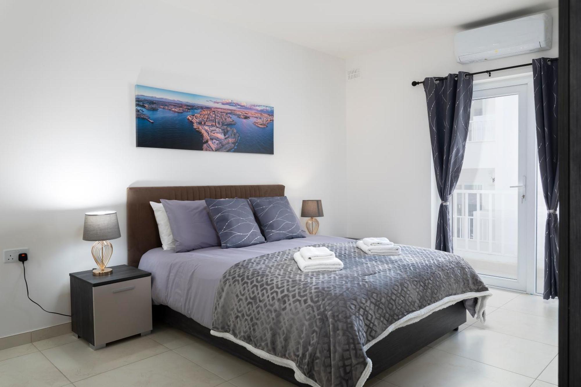 Modern & Spacious 2Br Apartment With Country Views - Close To Xemxija Bay セント・ポールズ・ベイ エクステリア 写真
