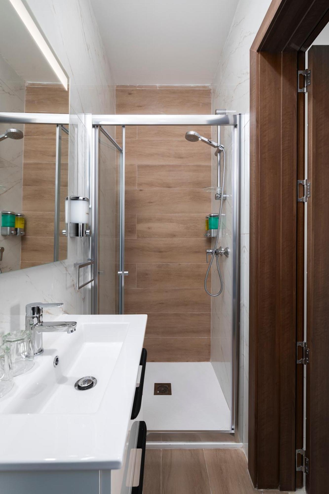 Modern & Spacious 2Br Apartment With Country Views - Close To Xemxija Bay セント・ポールズ・ベイ エクステリア 写真
