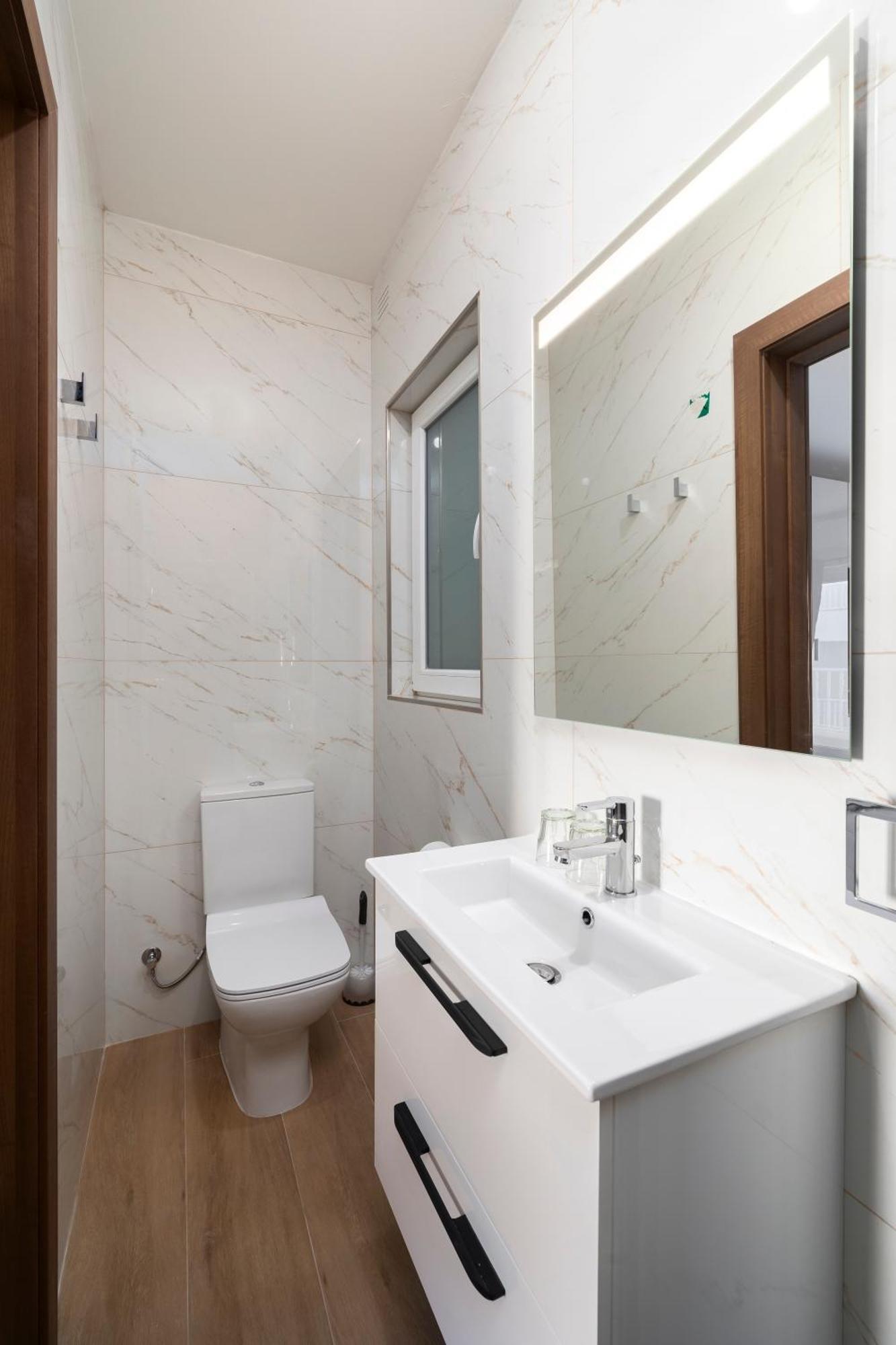 Modern & Spacious 2Br Apartment With Country Views - Close To Xemxija Bay セント・ポールズ・ベイ エクステリア 写真